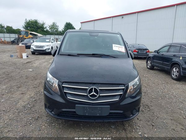 2018 MERCEDES-BENZ METRIS