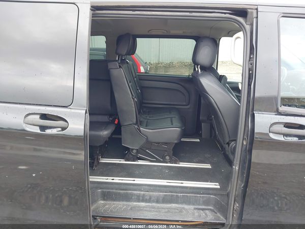 2018 MERCEDES-BENZ METRIS
