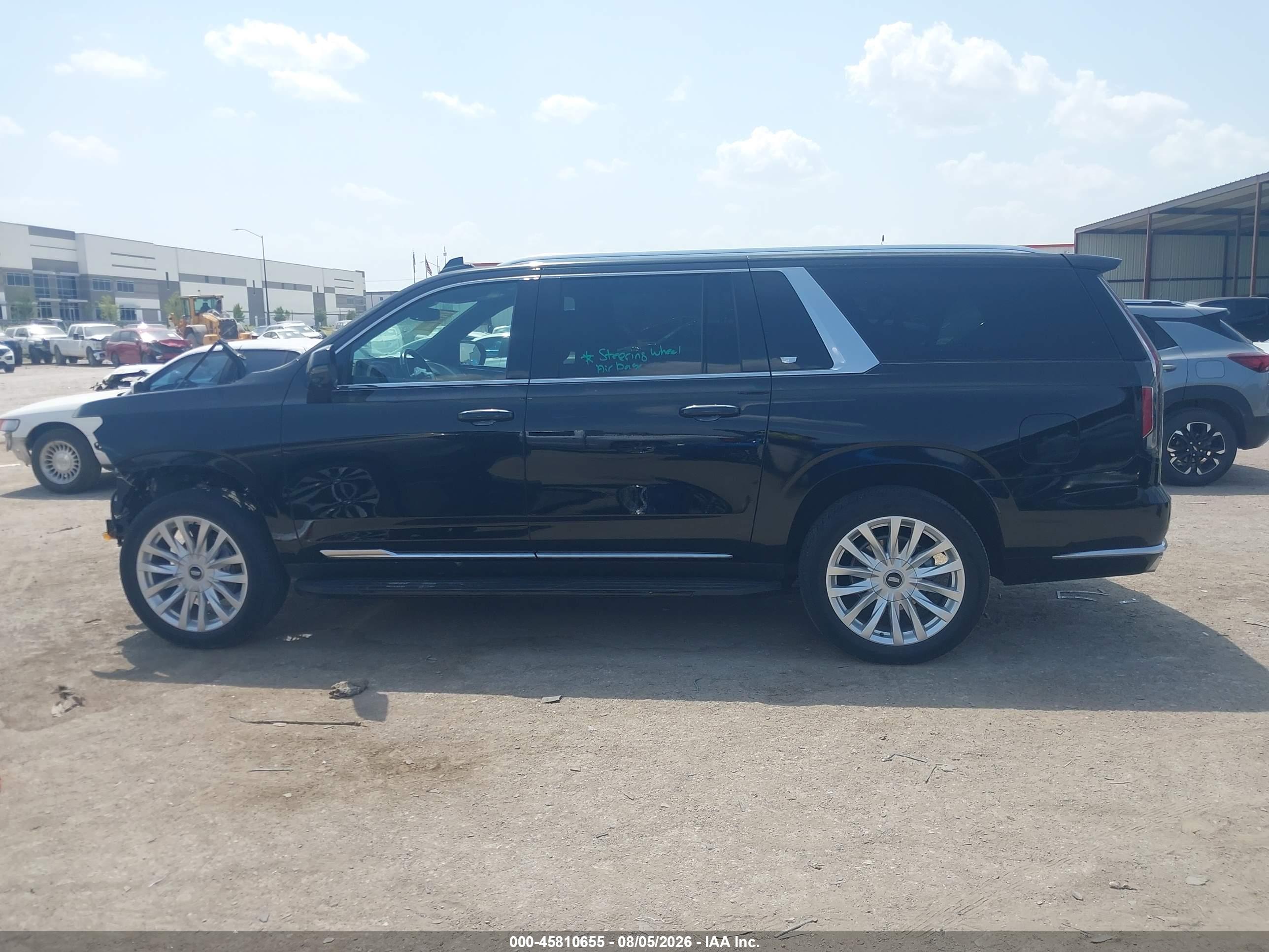 2024 CADILLAC ESCALADE ESV 2WD LUXURY