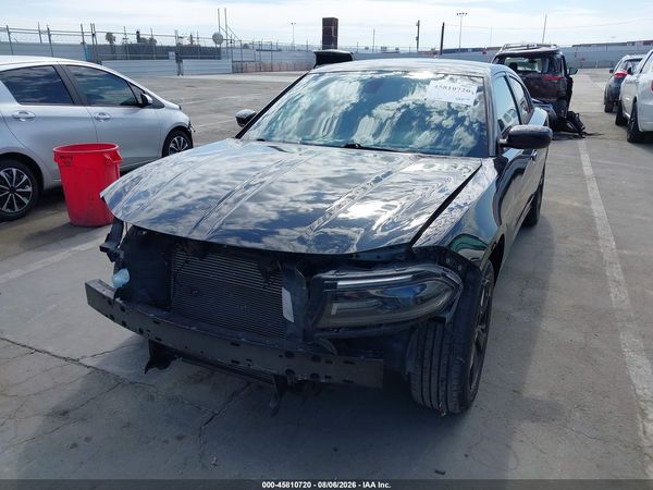 2016 DODGE CHARGER SXT