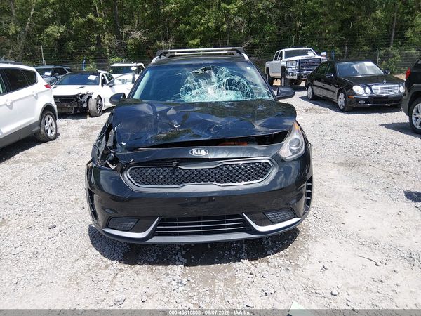 2018 KIA NIRO LX