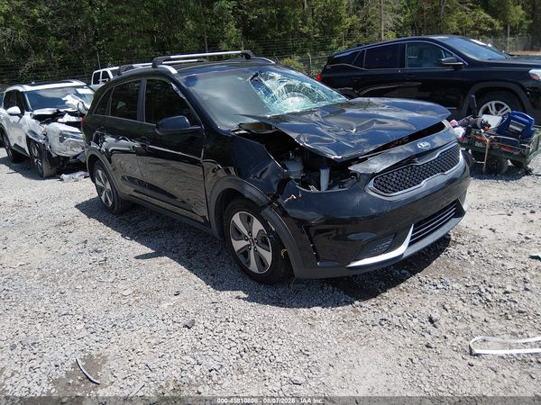 2018 KIA NIRO LX