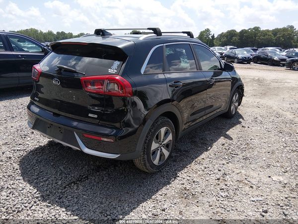 2018 KIA NIRO LX