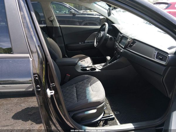 2018 KIA NIRO LX