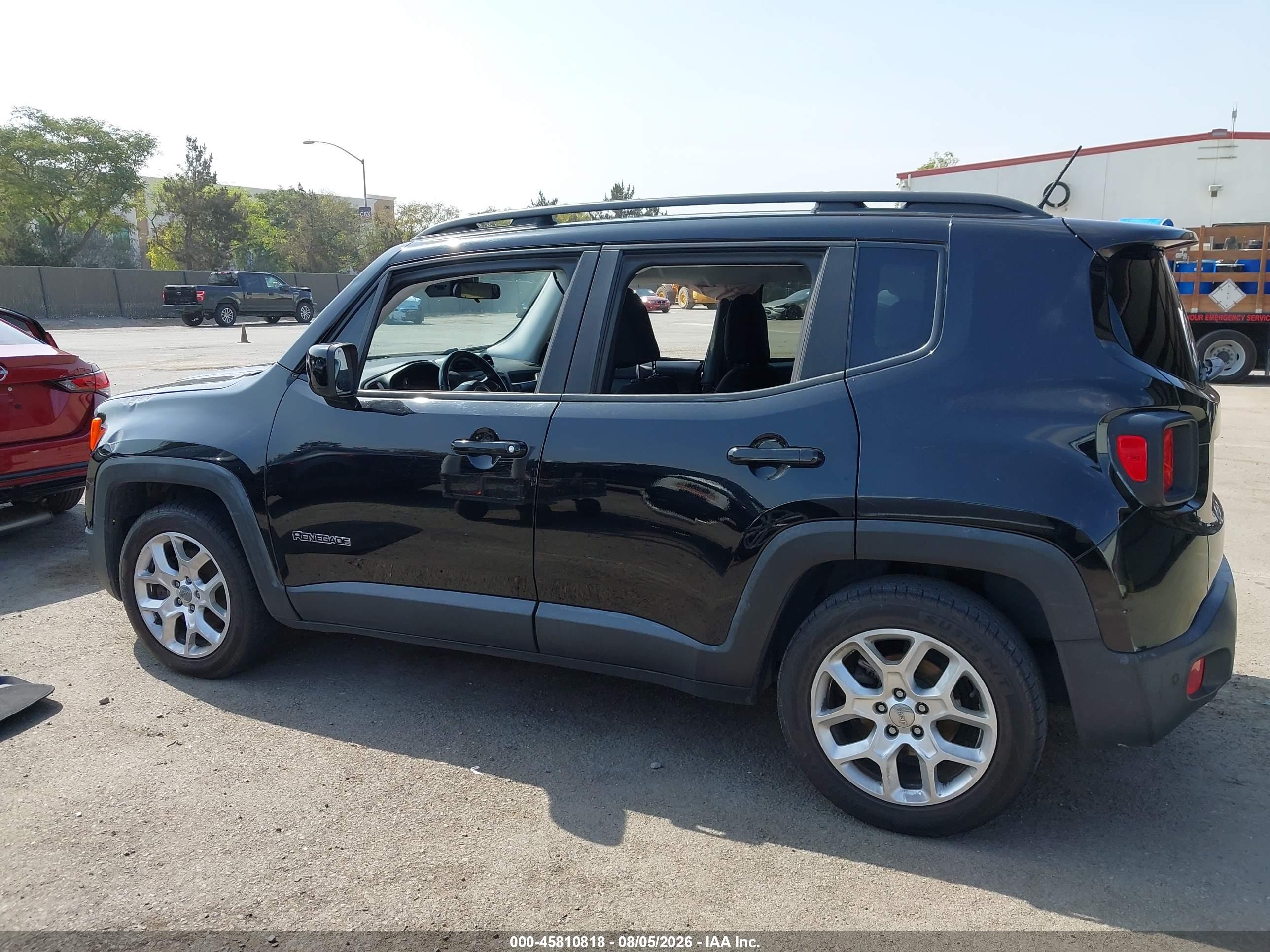 2017 JEEP RENEGADE LATITUDE
