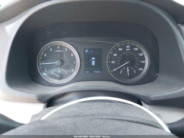 2016 HYUNDAI TUCSON SE