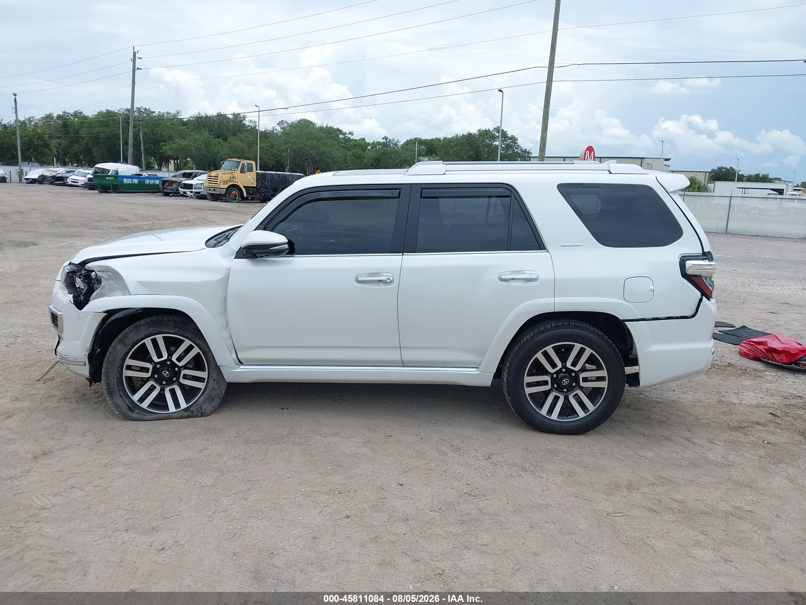 2024 TOYOTA 4RUNNER LIMITED