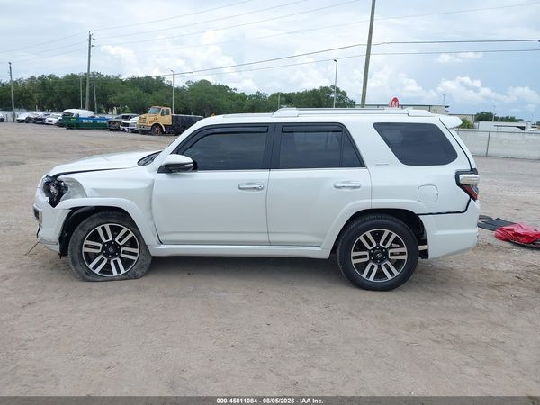 2024 TOYOTA 4RUNNER