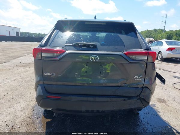 2019 TOYOTA RAV4 XLE