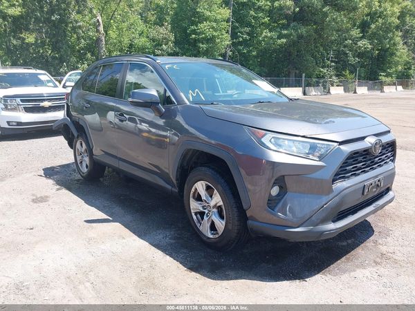 2019 TOYOTA RAV4 XLE