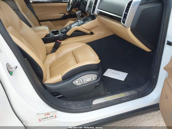 2017 PORSCHE CAYENNE E-HYBRID S PLATINUM EDITION