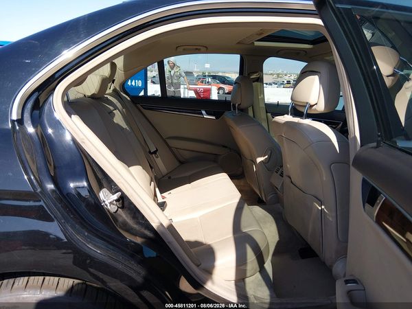 2014 MERCEDES-BENZ C 250 LUXURY