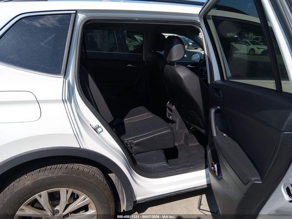 2019 VOLKSWAGEN TIGUAN — I8