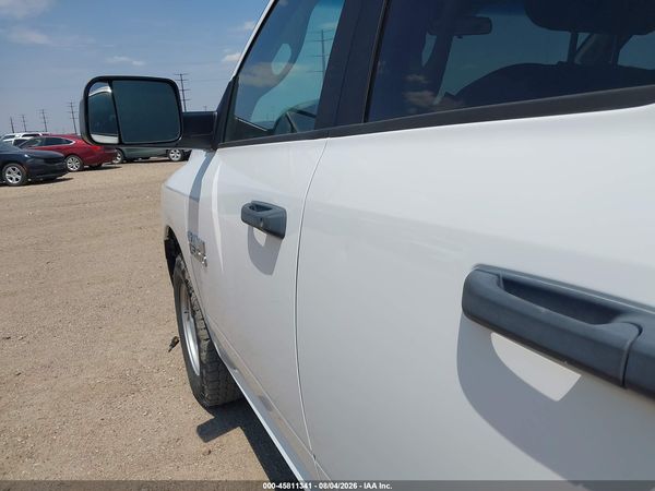 2017 RAM 1500 TRADESMAN  4X4 6'4 BOX