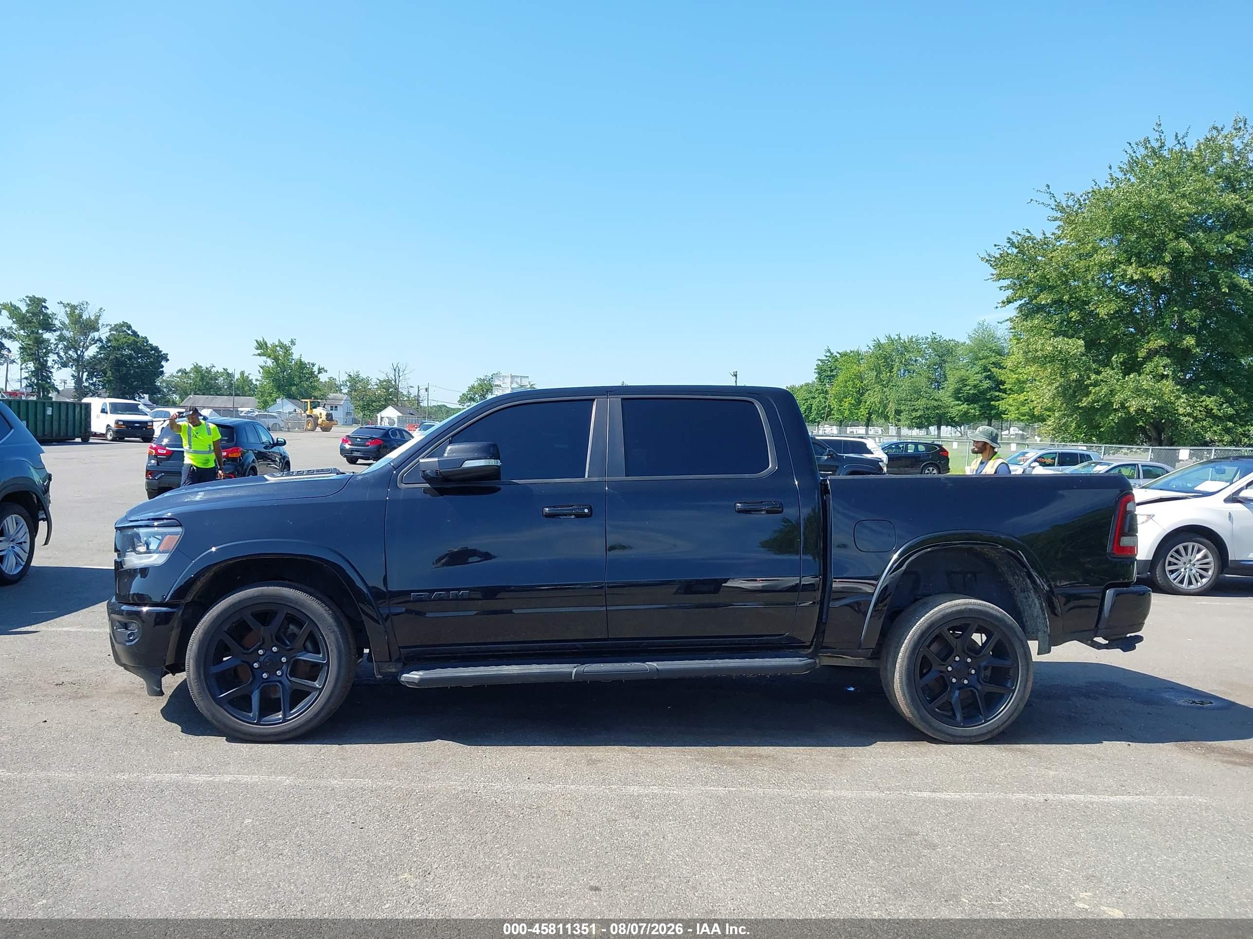 2022 RAM 1500 LARAMIE  4X4 5'7 BOX