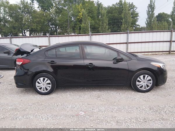 2017 KIA FORTE LX