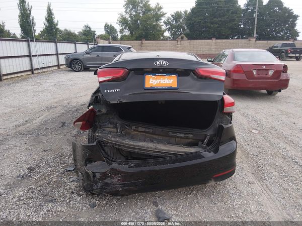 2017 KIA FORTE LX