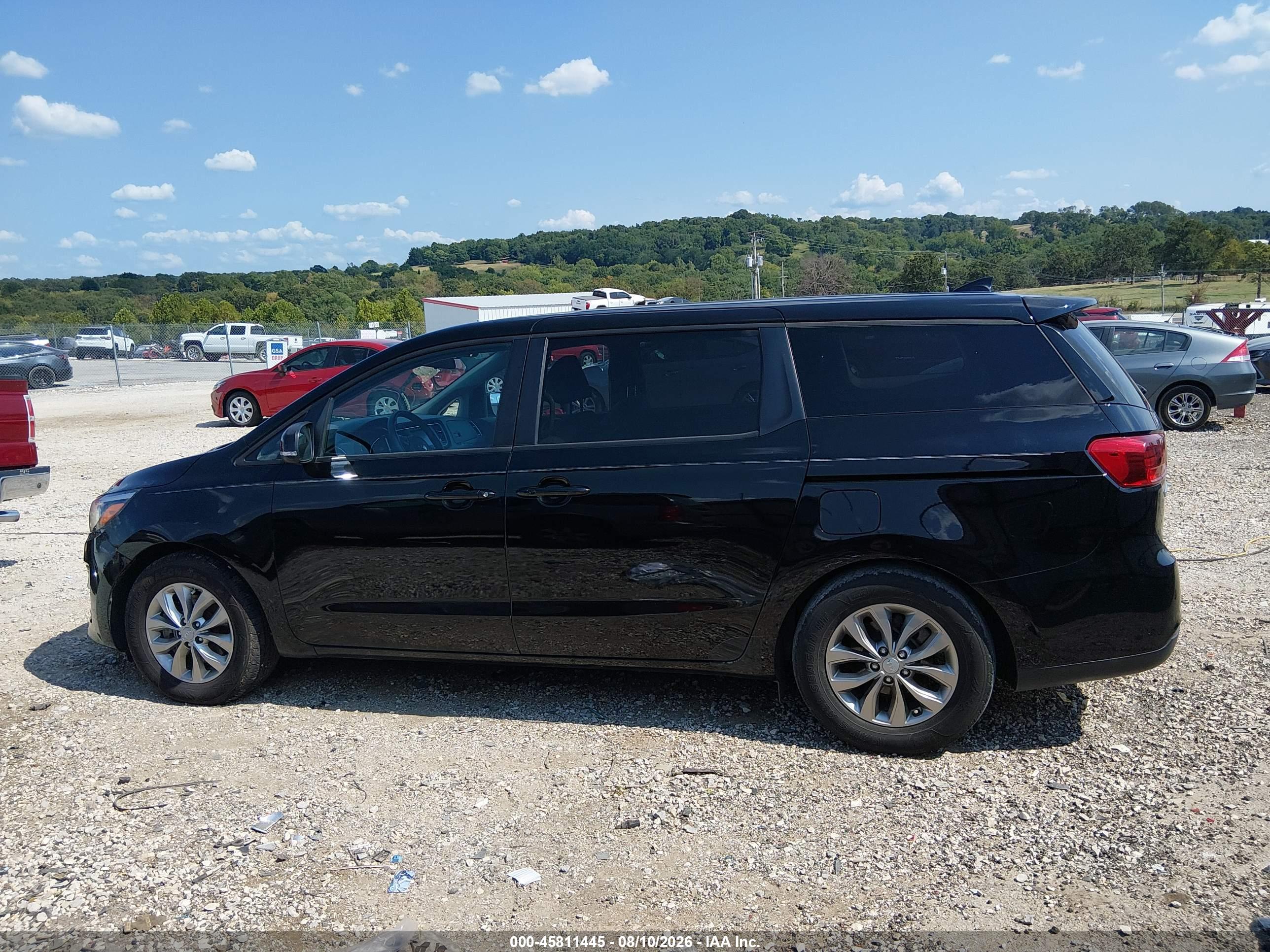 2021 KIA SEDONA LX