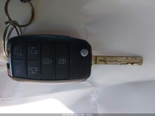 2021 KIA SEDONA LX