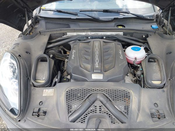 2016 PORSCHE MACAN TURBO