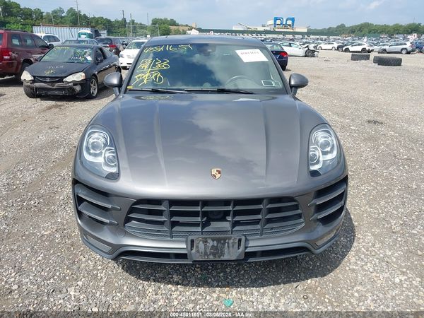 2016 PORSCHE MACAN TURBO