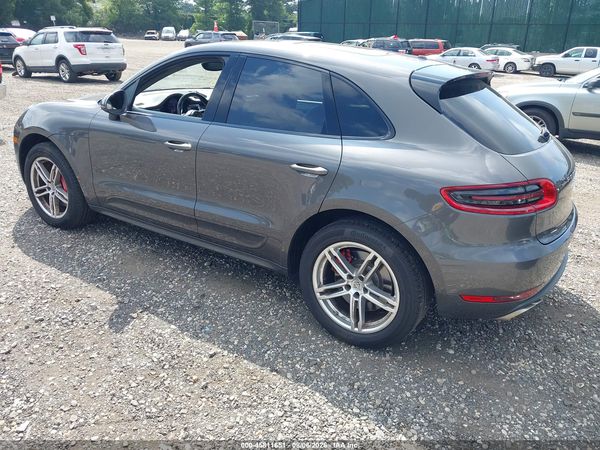 2016 PORSCHE MACAN TURBO