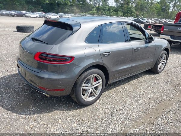 2016 PORSCHE MACAN TURBO