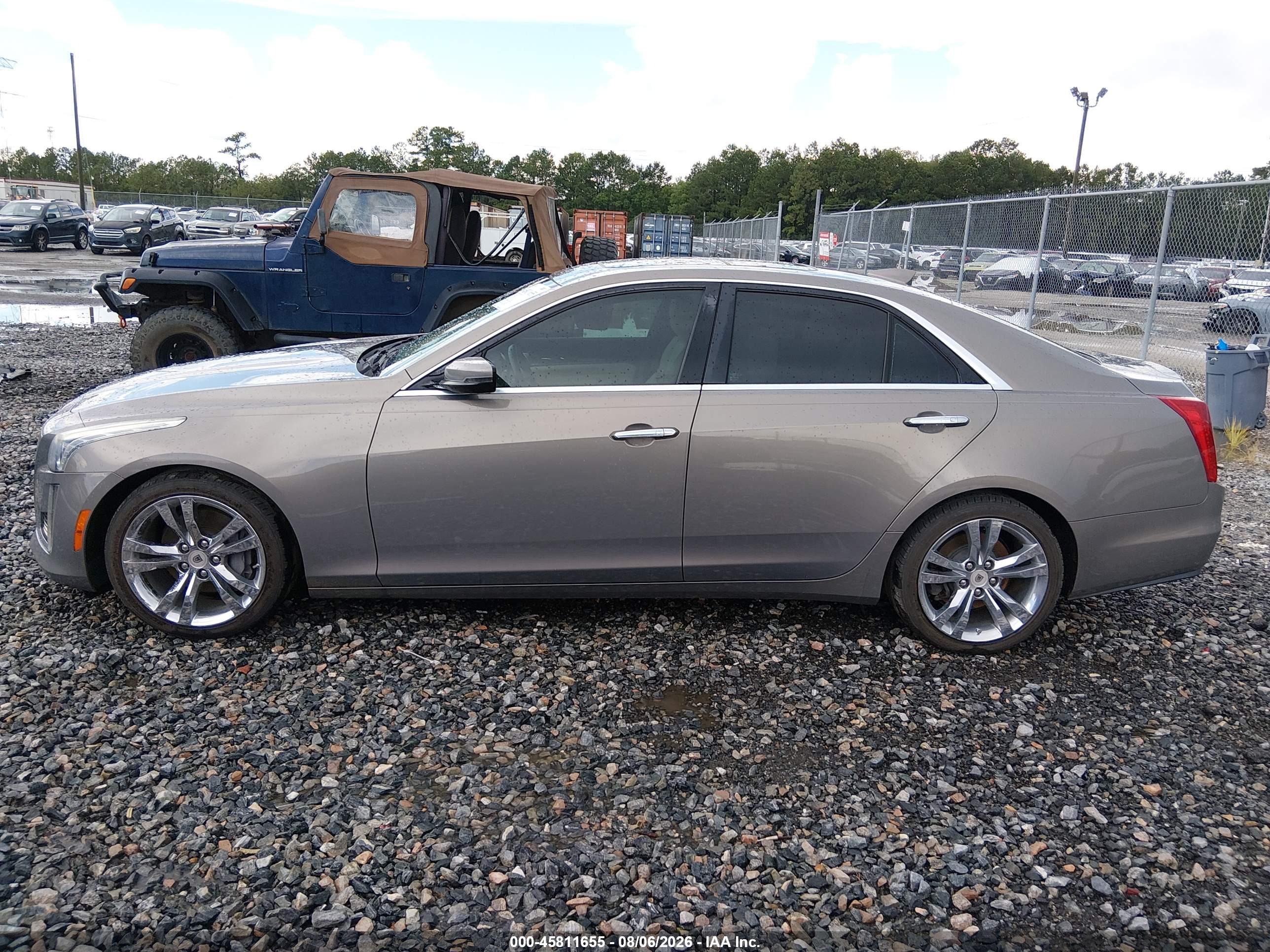 2017 CADILLAC CTS LUXURY