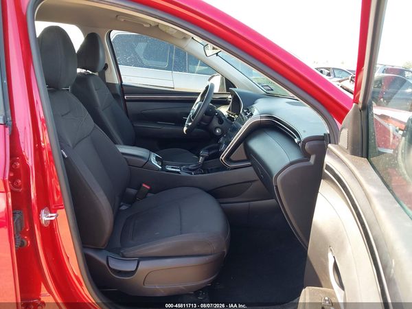 2022 HYUNDAI TUCSON SE