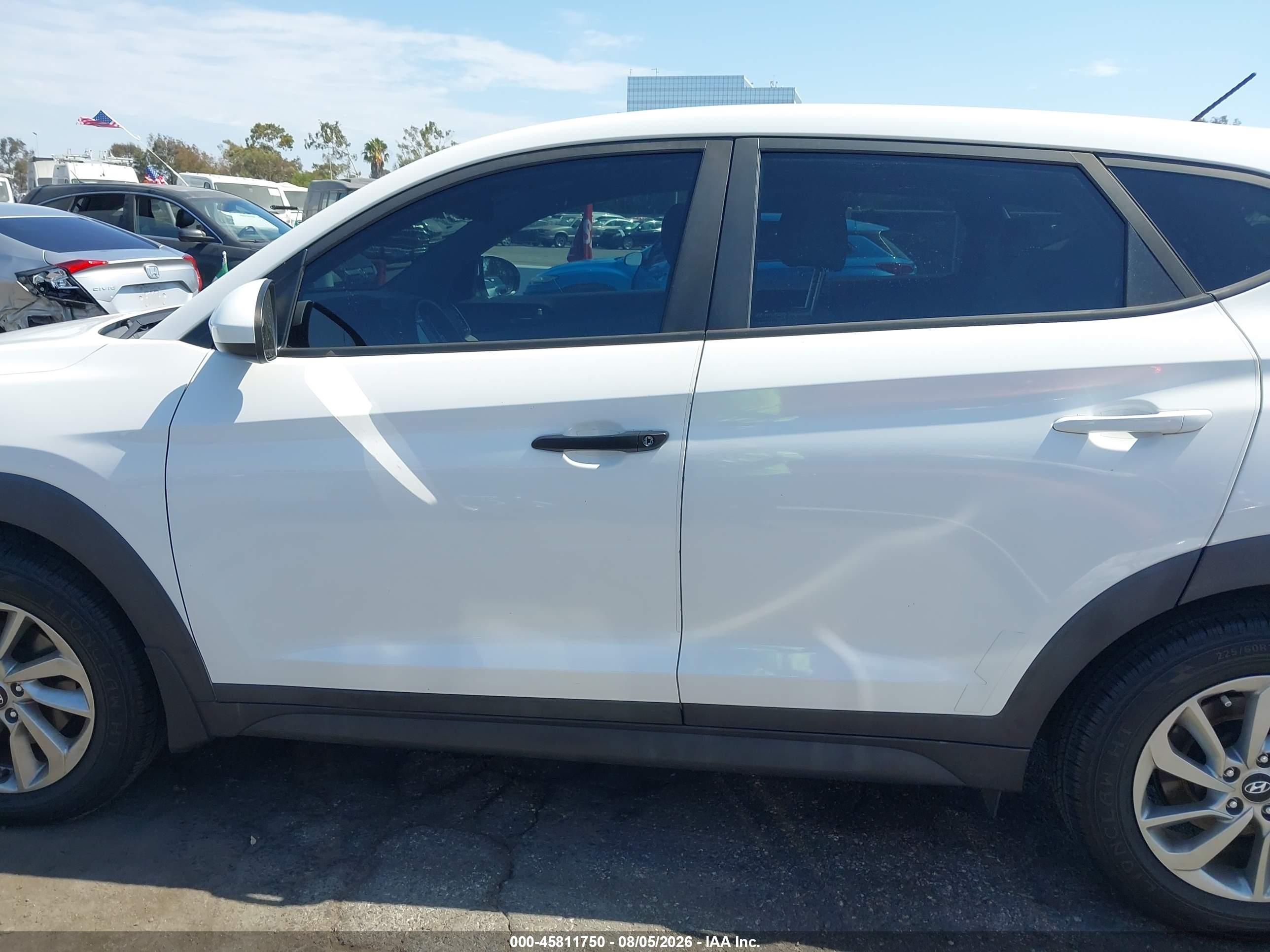 2018 HYUNDAI TUCSON SE