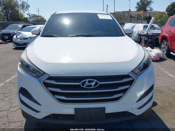 2018 HYUNDAI TUCSON SE
