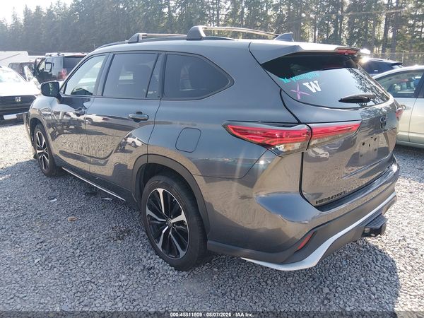 2022 TOYOTA HIGHLANDER XSE