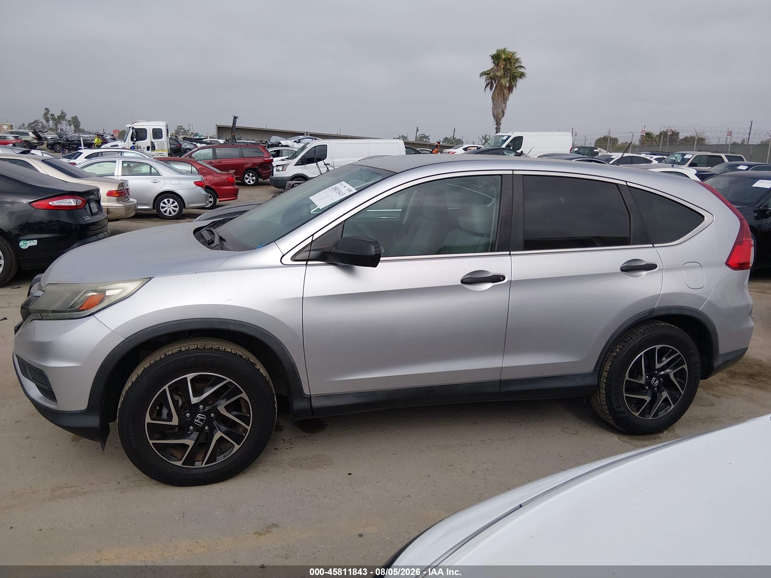 2016 HONDA CR-V SE