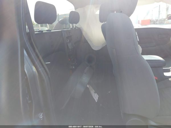 2022 NISSAN FRONTIER KING CAB S 4X4 — I8