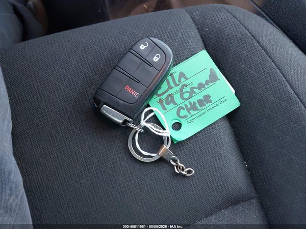 2019 JEEP GRAND CHEROKEE LAREDO E 4X4