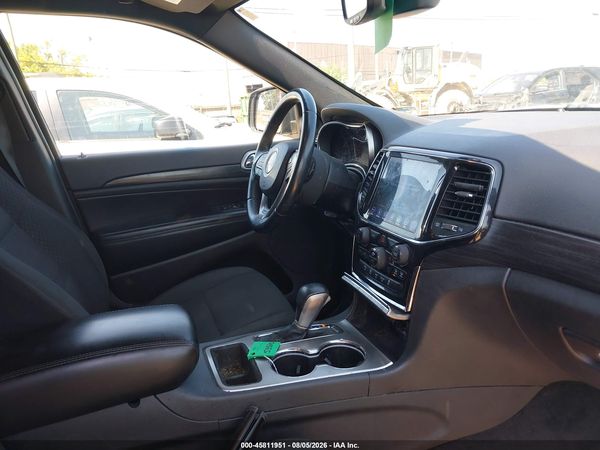2019 JEEP GRAND CHEROKEE LAREDO E 4X4