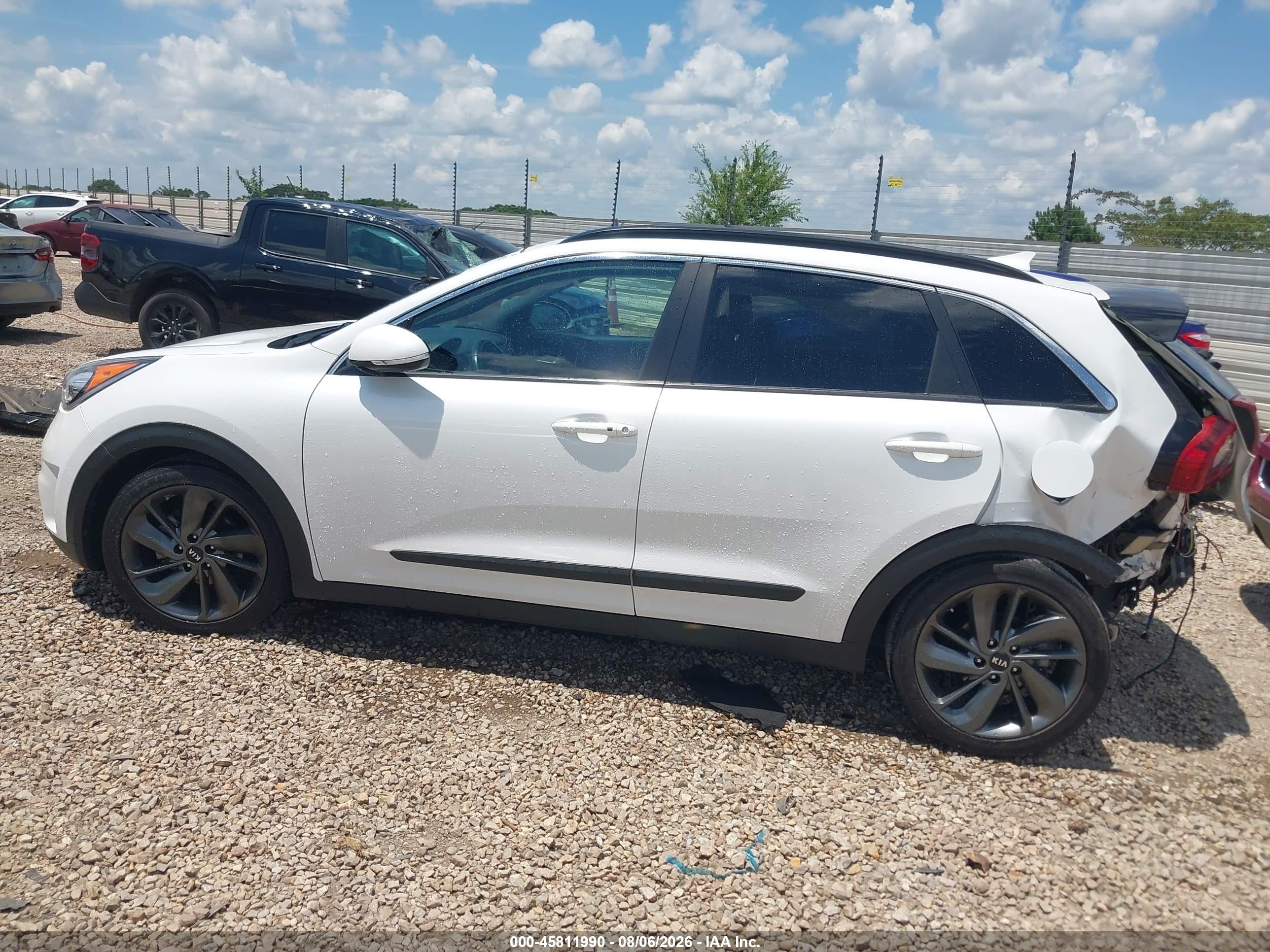 2017 KIA NIRO EX