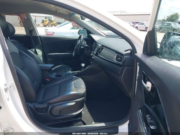 2017 KIA NIRO EX