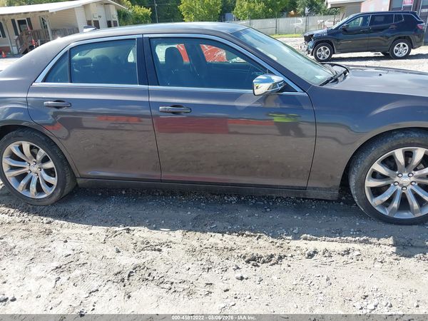 2018 CHRYSLER 300 TOURING