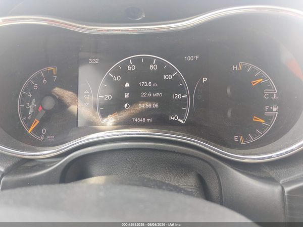 2019 JEEP GRAND CHEROKEE LAREDO E 4X2 — I7