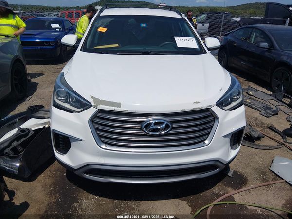 2017 HYUNDAI SANTA FE SE