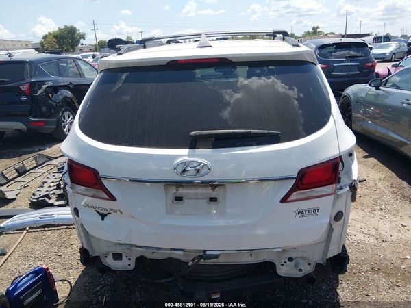 2017 HYUNDAI SANTA FE SE