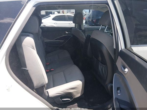2017 HYUNDAI SANTA FE SE