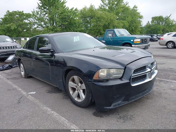 2013 DODGE CHARGER SE
