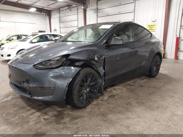 2024 TESLA MODEL Y