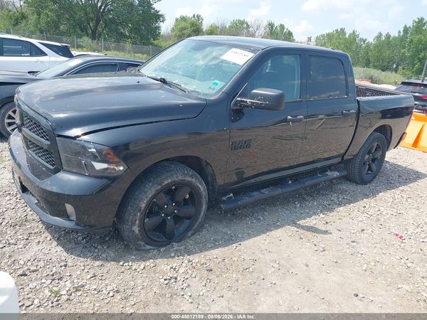 2017 RAM 1500 EXPRESS  4X4 5'7 BOX