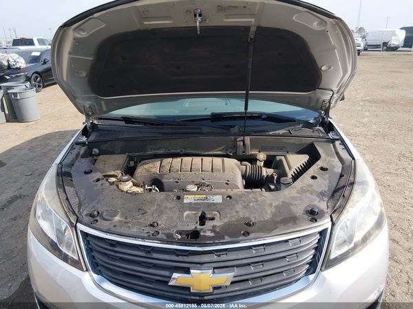 2015 CHEVROLET TRAVERSE LS — I10