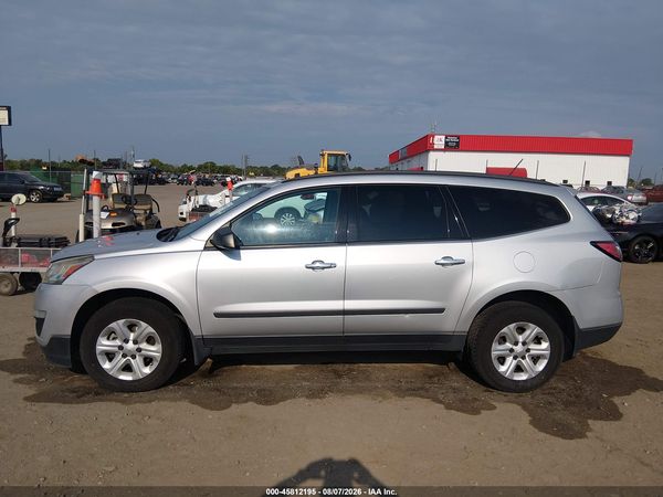 2015 CHEVROLET TRAVERSE LS — I117