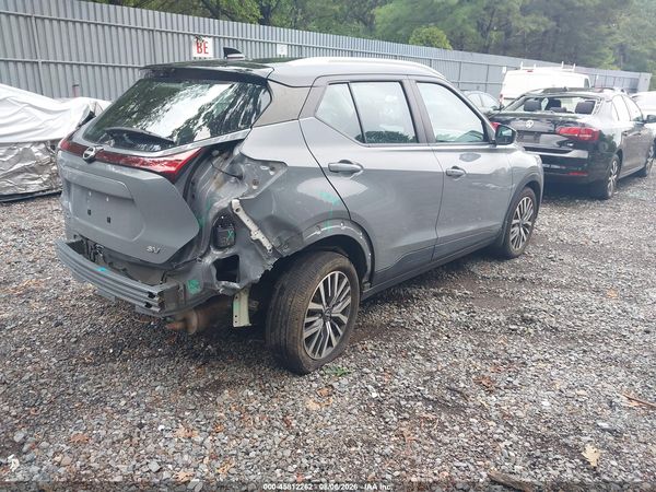 2023 NISSAN KICKS SV XTRONIC CVT — I4