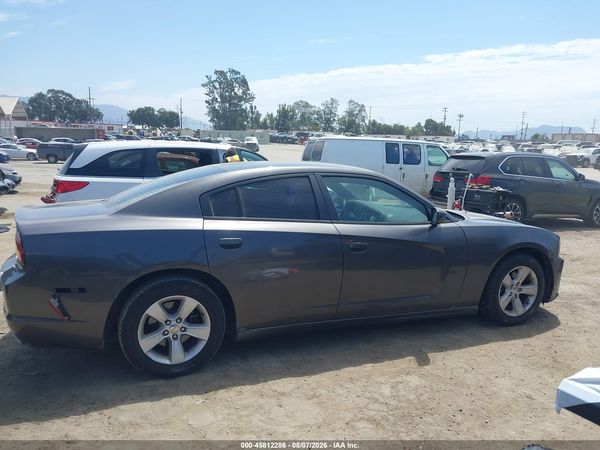 2013 DODGE CHARGER SE